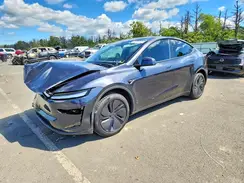 7SAYGDEE1TF565943 2026 TESLA MODEL Y