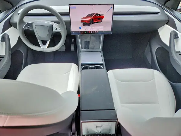 7SAYGDEE1TF628538 2026 TESLA MODEL Y - Image 8