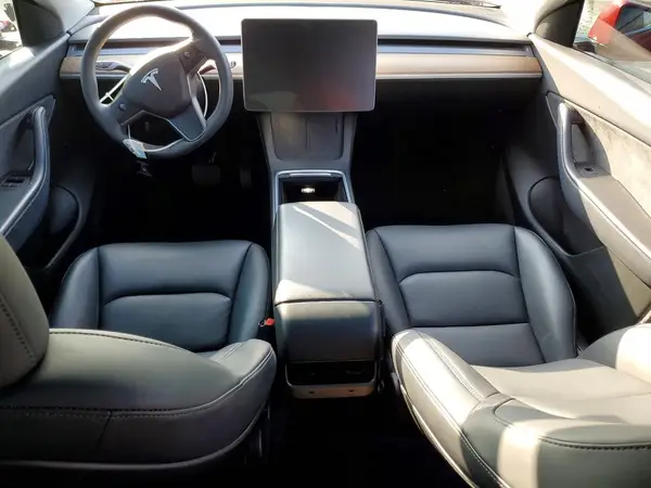 7SAYGDEE2NA002254 2022 TESLA MODEL Y - Image 8