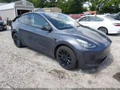 7SAYGDEE2NA006563 2022 TESLA MODEL Y