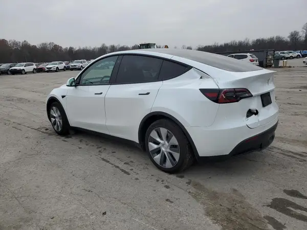 7SAYGDEE2NA011973 2022 TESLA MODEL Y - Image 2