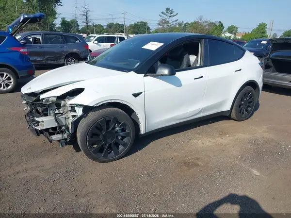 7SAYGDEE2NA014498 2022 TESLA MODEL Y - Image 2