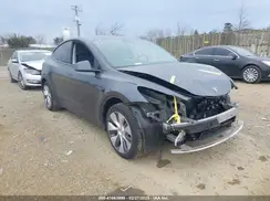 7SAYGDEE2NA018857 2022 TESLA MODEL Y