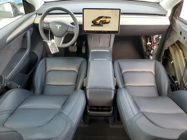 7SAYGDEE2NA021225 2022 TESLA MODEL Y - Image 8