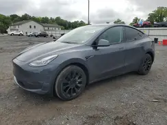 7SAYGDEE2NA021404 2022 TESLA MODEL Y