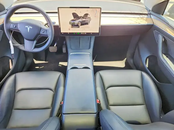 7SAYGDEE2NA022150 2022 TESLA MODEL Y - Image 8
