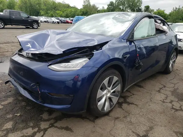 7SAYGDEE2NF310849 2022 TESLA MODEL Y - Image 1