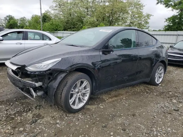 7SAYGDEE2NF313492 2022 TESLA MODEL Y - Image 1