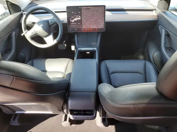 7SAYGDEE2NF313928 2022 TESLA MODEL Y - Image 8