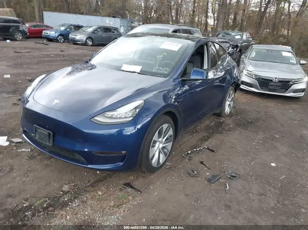 7SAYGDEE2NF320152 2022 TESLA MODEL Y - Image 2