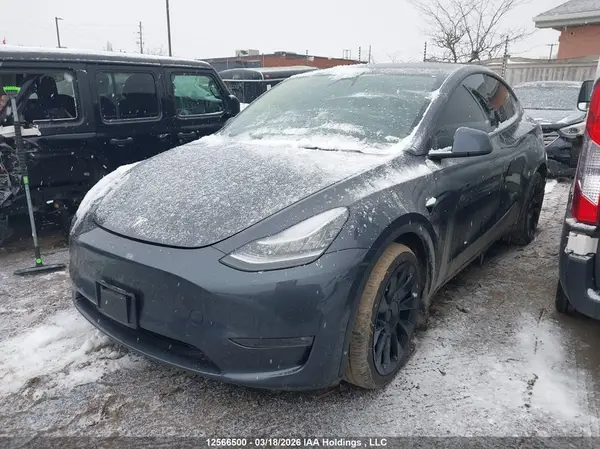 7SAYGDEE2NF322483 2022 TESLA MODEL Y - Image 2