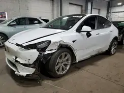7SAYGDEE2NF323777 2022 TESLA MODEL Y