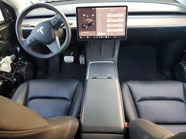 7SAYGDEE2NF332172 2022 TESLA MODEL Y - Image 8