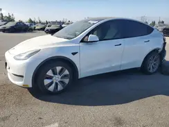7SAYGDEE2NF337386 2022 TESLA MODEL Y