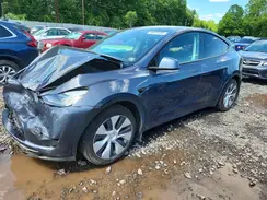 7SAYGDEE2NF338098 2022 TESLA MODEL Y