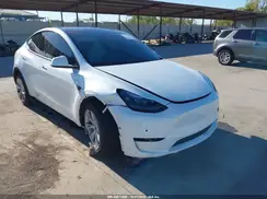 7SAYGDEE2NF362272 2022 TESLA MODEL Y