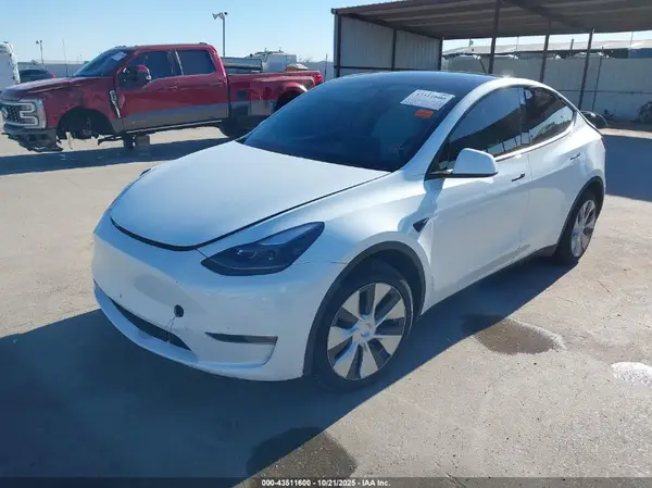 7SAYGDEE2NF362272 2022 TESLA MODEL Y - Image 2