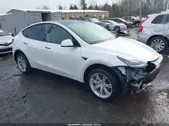 7SAYGDEE2NF367505 2022 TESLA MODEL Y