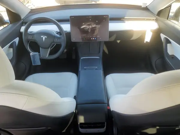 7SAYGDEE2NF393554 2022 TESLA MODEL Y - Image 8