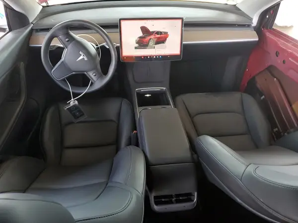 7SAYGDEE2NF403175 2022 TESLA MODEL Y - Image 8