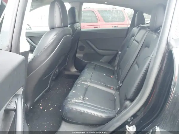 7SAYGDEE2NF414094 2022 TESLA MODEL Y - Image 8