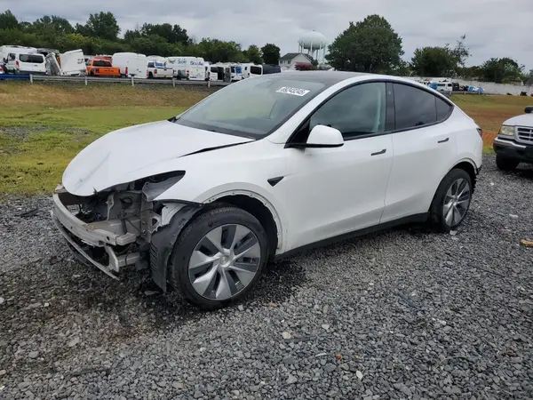 7SAYGDEE2NF423359 2022 TESLA MODEL Y - Image 1