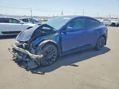 7SAYGDEE2NF425872 2022 TESLA MODEL Y