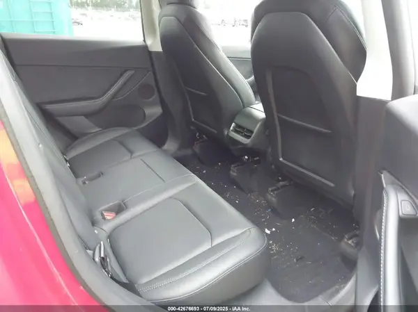 7SAYGDEE2NF429808 2022 TESLA MODEL Y - Image 8
