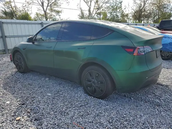 7SAYGDEE2NF437178 2022 TESLA MODEL Y - Image 2