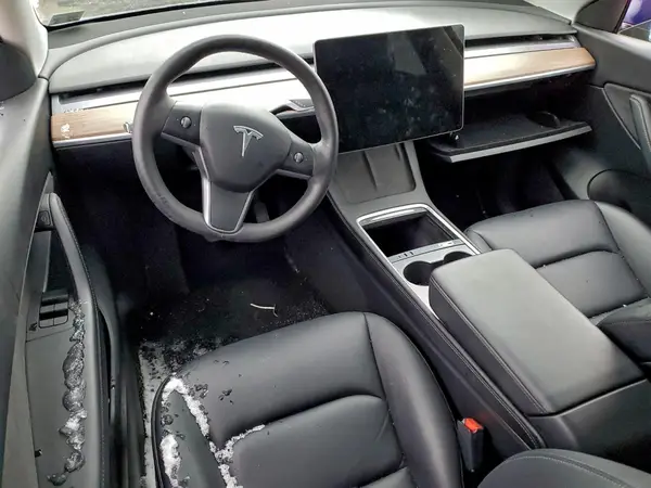 7SAYGDEE2NF437584 2022 TESLA MODEL Y - Image 8