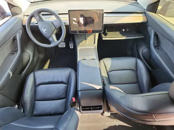 7SAYGDEE2NF447256 2022 TESLA MODEL Y - Image 8