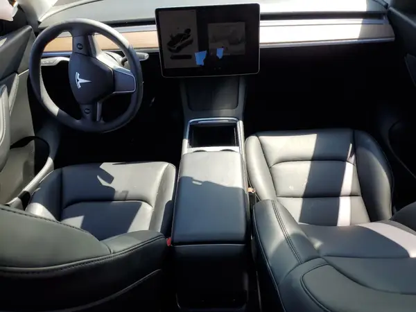 7SAYGDEE2NF448391 2022 TESLA MODEL Y - Image 8