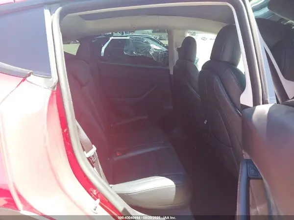 7SAYGDEE2NF450321 2022 TESLA MODEL Y - Image 8