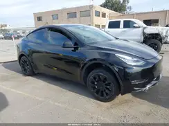 7SAYGDEE2NF458337 2022 TESLA MODEL Y