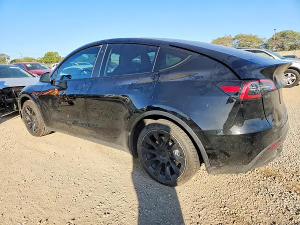 7SAYGDEE2NF481729 2022 TESLA MODEL Y - Image 2