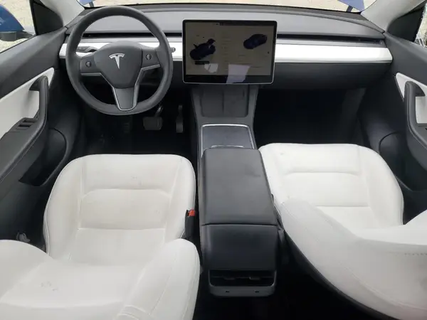 7SAYGDEE2NF508069 2022 TESLA MODEL Y - Image 8