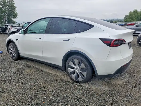 7SAYGDEE2NF522568 2022 TESLA MODEL Y - Image 2