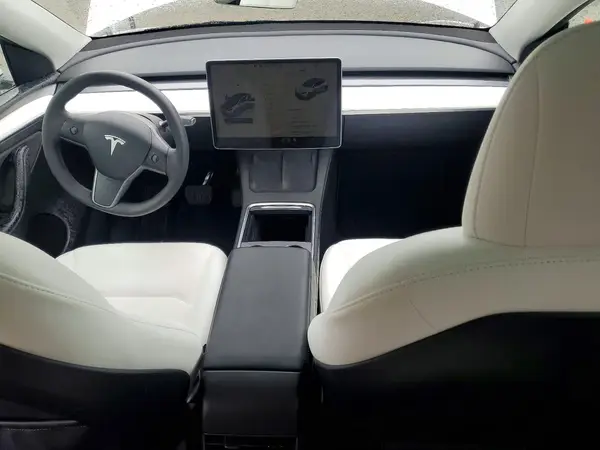 7SAYGDEE2NF522568 2022 TESLA MODEL Y - Image 8