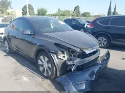 7SAYGDEE2NF533358 2022 TESLA MODEL Y