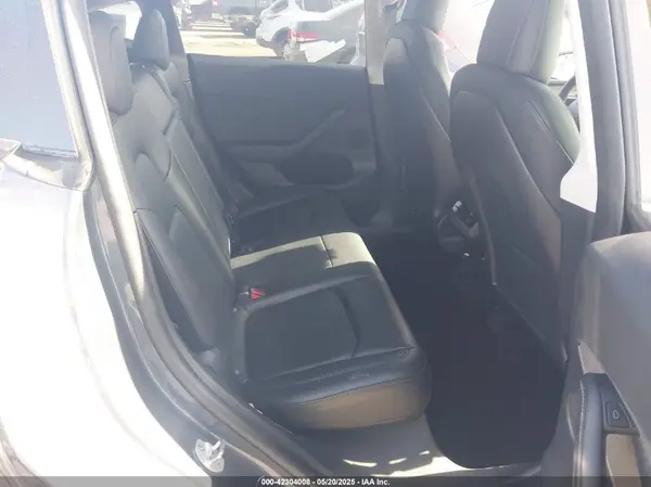 7SAYGDEE2NF533358 2022 TESLA MODEL Y - Image 8