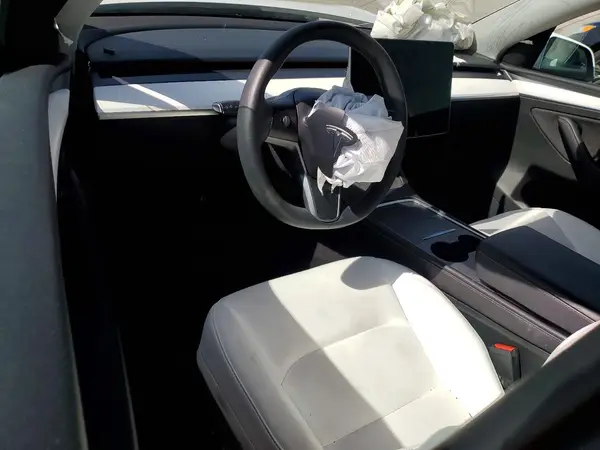 7SAYGDEE2NF553559 2022 TESLA MODEL Y - Image 8
