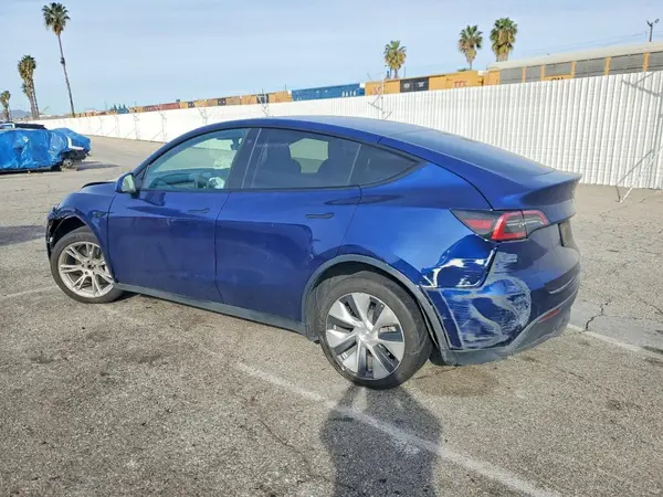 7SAYGDEE2NF559457 2022 TESLA MODEL Y - Image 2