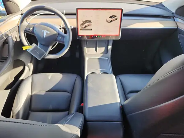 7SAYGDEE2NF560348 2022 TESLA MODEL Y - Image 8