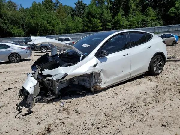 7SAYGDEE2NF572757 2022 TESLA MODEL Y - Image 1