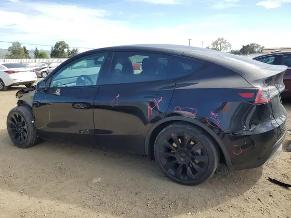 7SAYGDEE2NF575433 2022 TESLA MODEL Y - Image 2