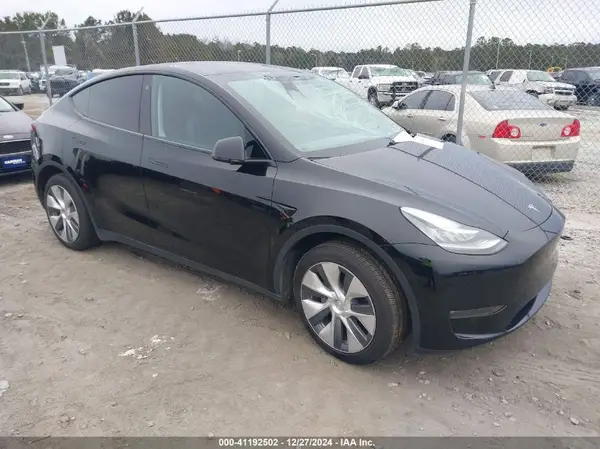 7SAYGDEE2PA029778 2023 TESLA MODEL Y - Image 1