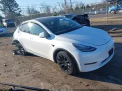 7SAYGDEE2PA031711 2023 TESLA MODEL Y
