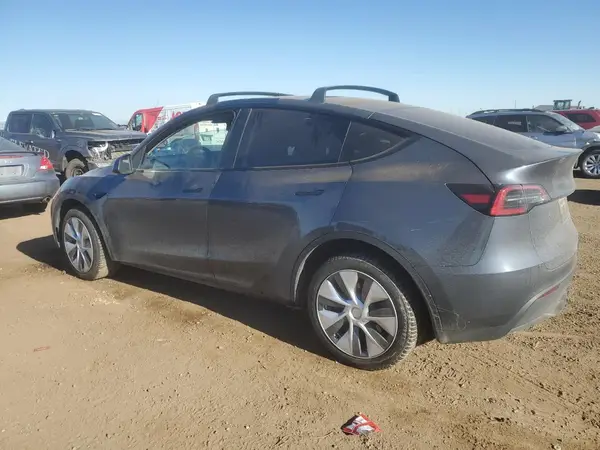 7SAYGDEE2PA032938 2023 TESLA MODEL Y - Image 2