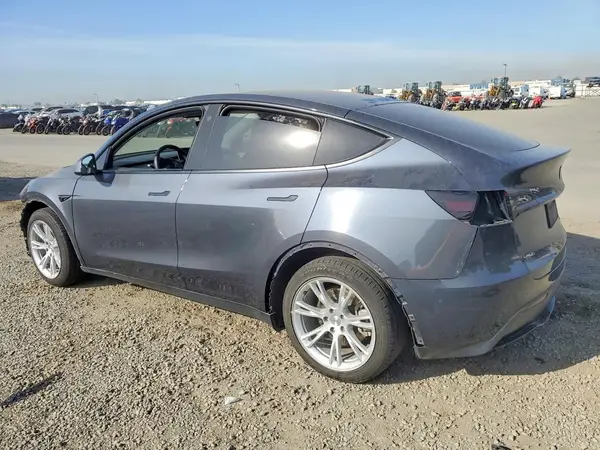7SAYGDEE2PA033197 2023 TESLA MODEL Y - Image 2
