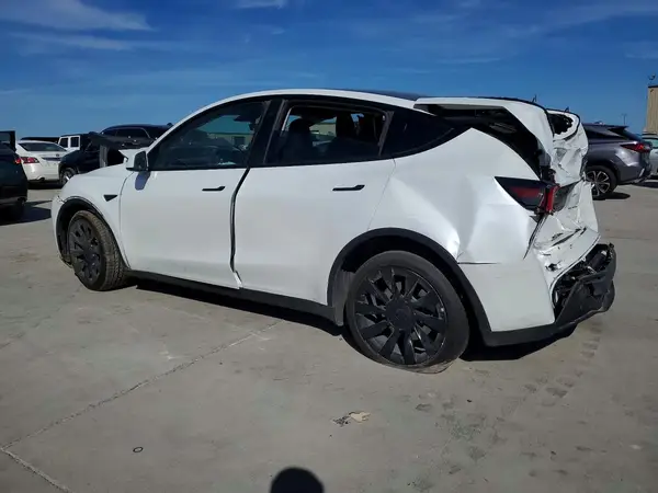 7SAYGDEE2PA041199 2023 TESLA MODEL Y - Image 2